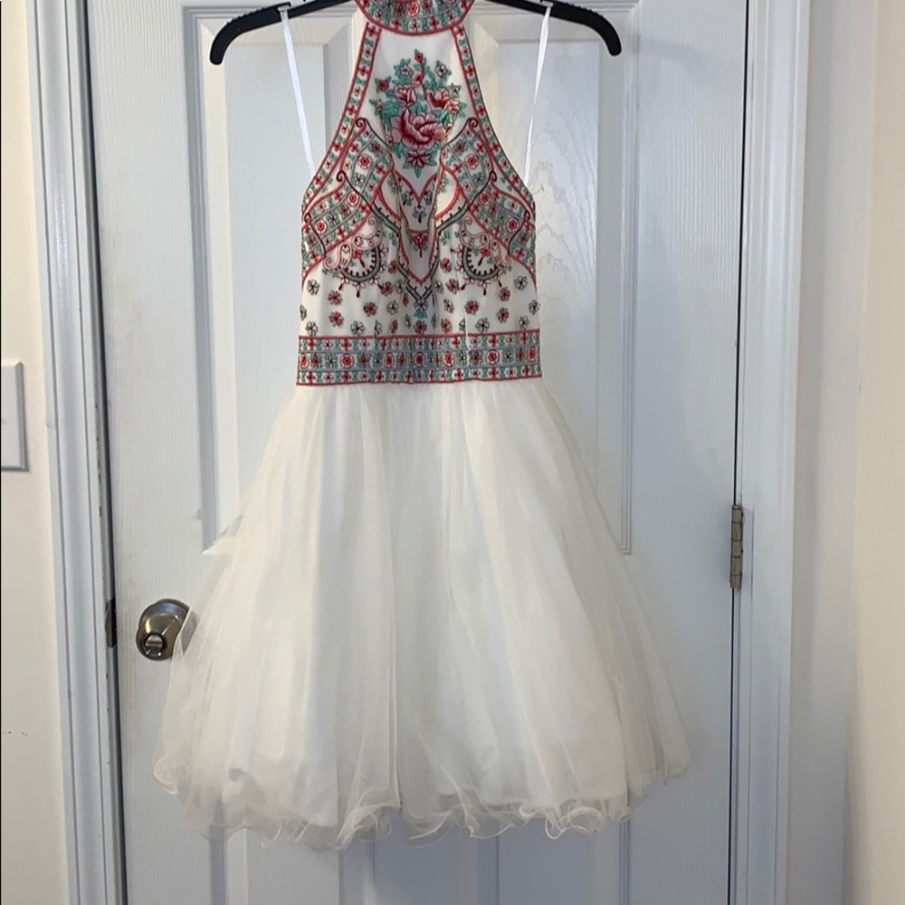 White halter cocktail dress with tulle